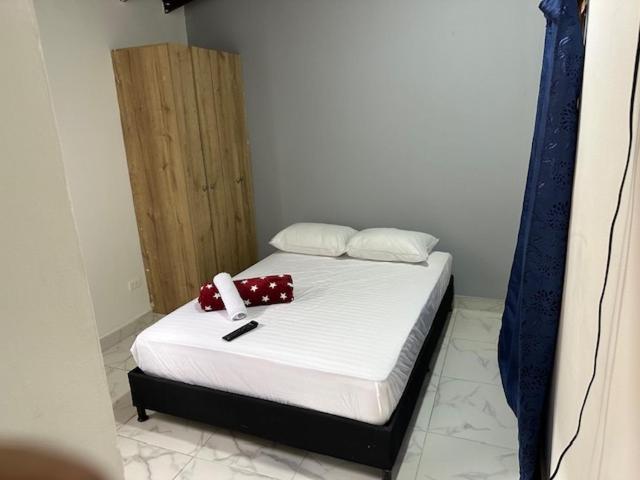 ميديلين Apartahotel Malaga المظهر الخارجي الصورة